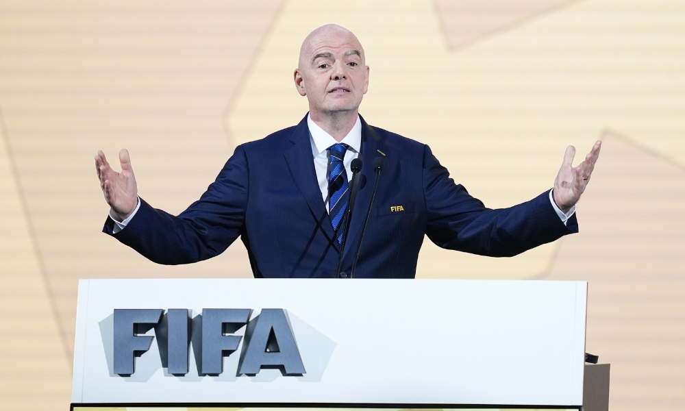 动为其送上 动为其送上