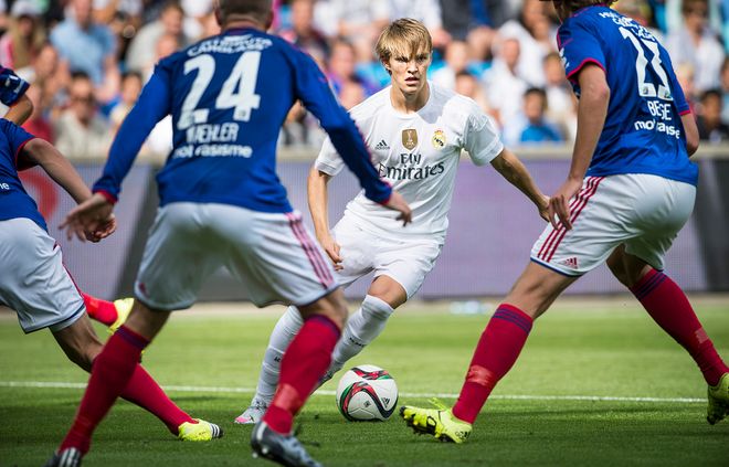 辛勤努力的 辛勤努力的